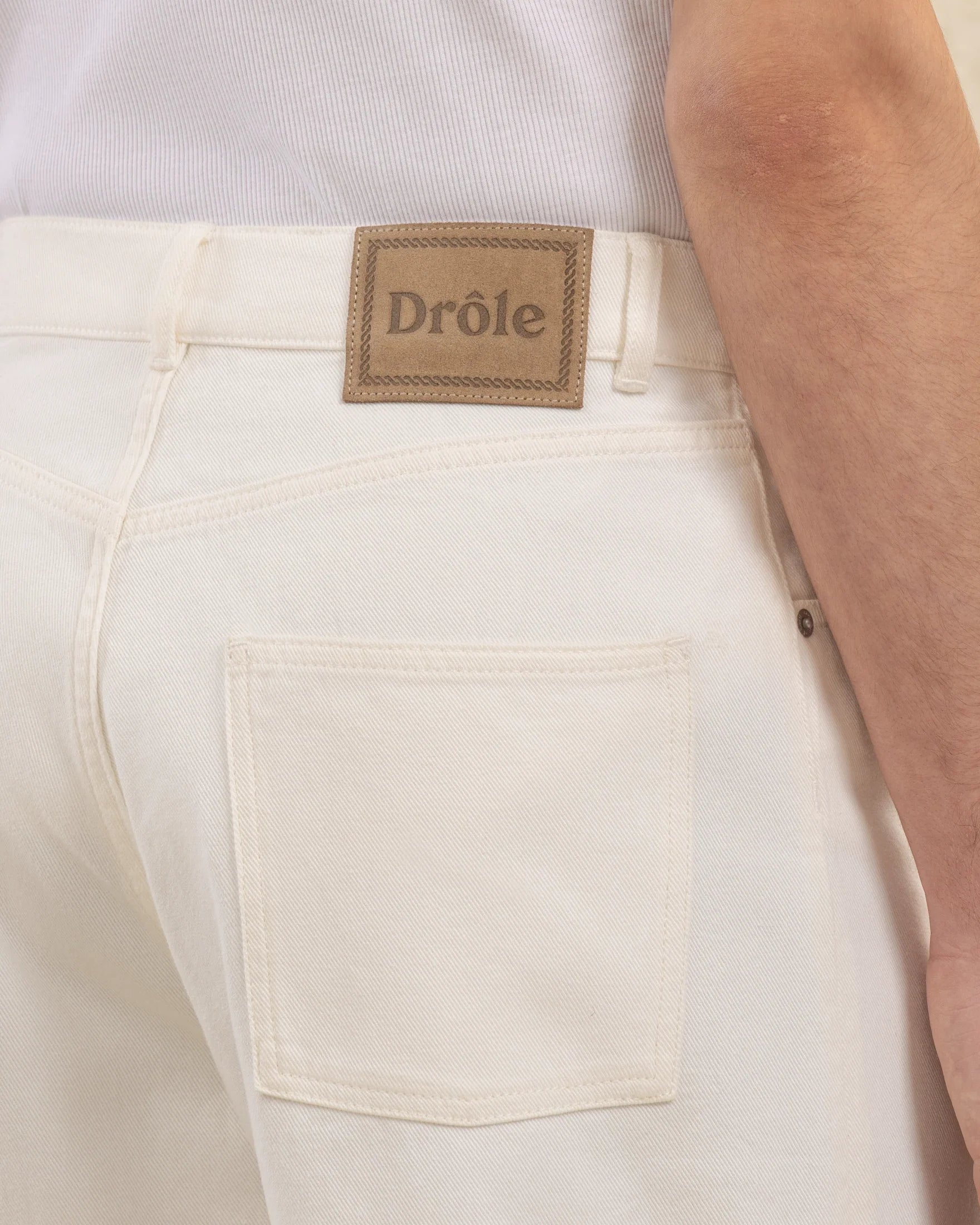 Jean Straight Off White