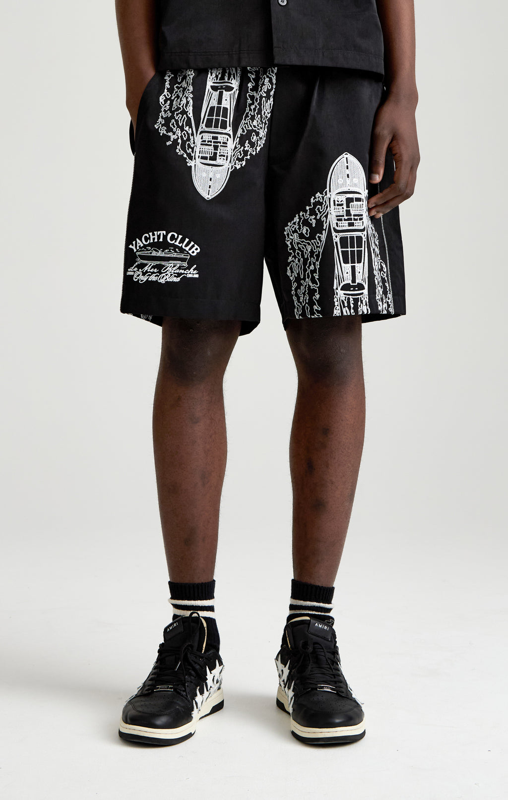 BLACK YACHT CLUB SHORT