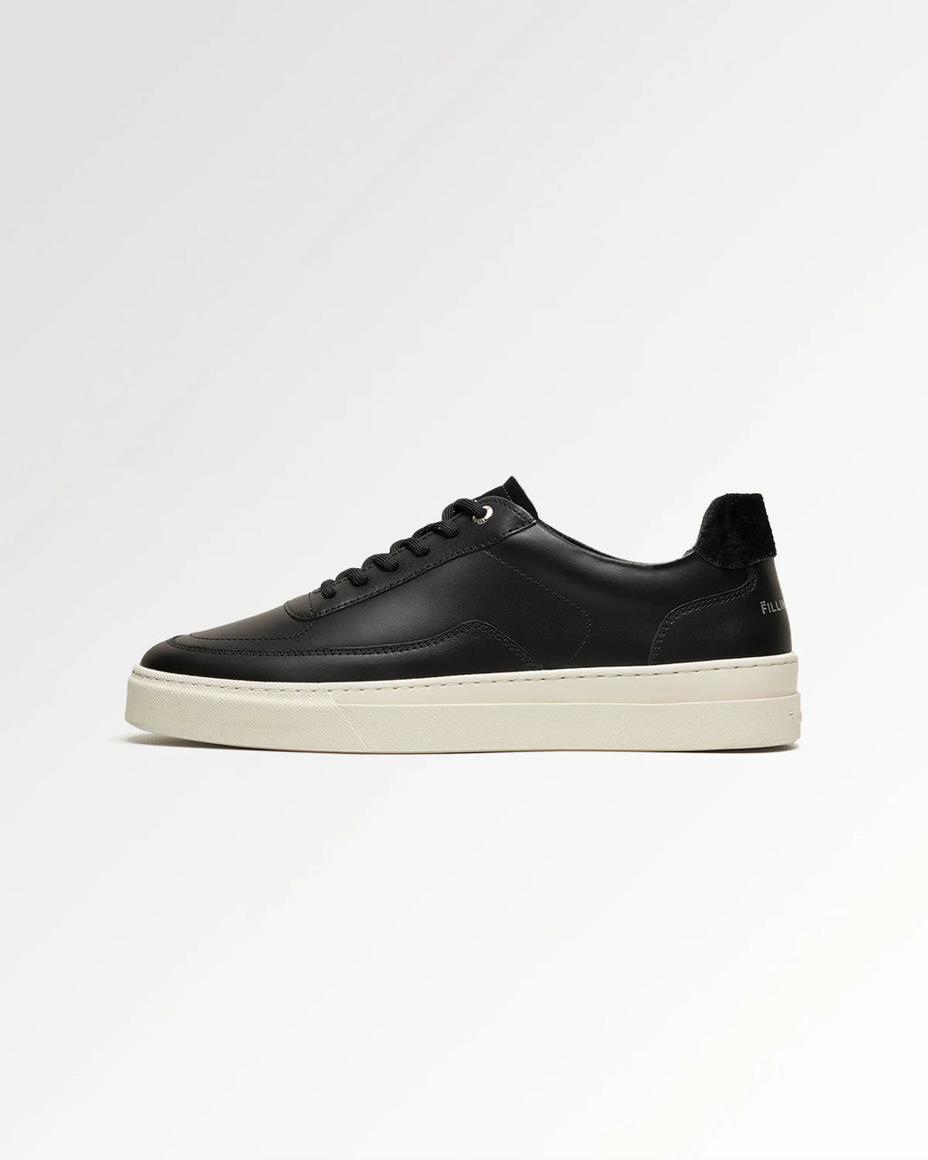 Mondo Viera Black