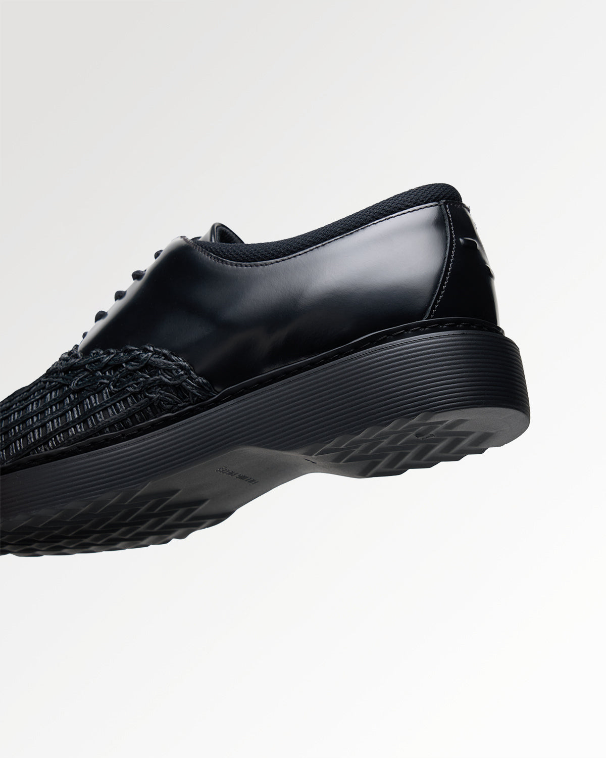 Bulky Derby Panier Black